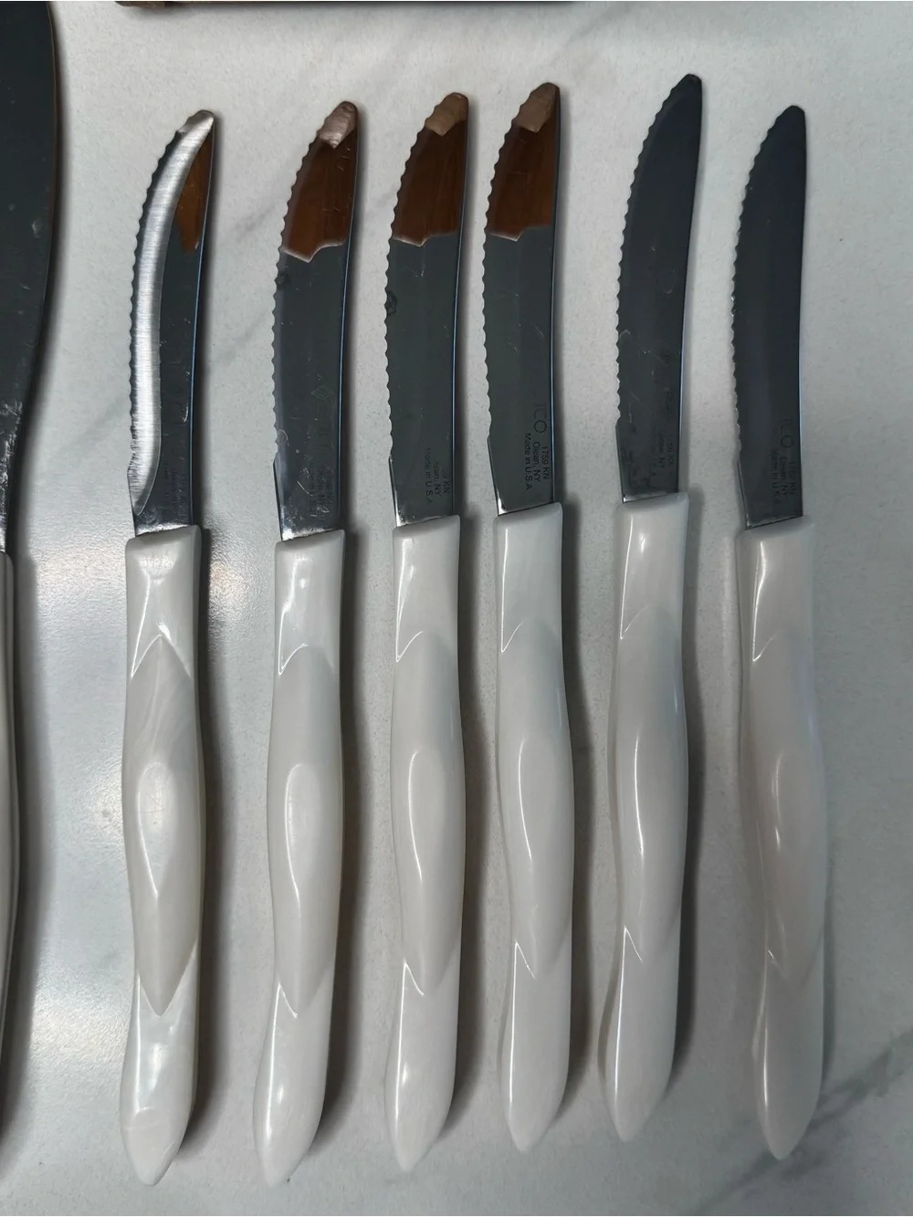 Cutco Pearl White Knife Set 11-Piece Set w/Wooden Block Holder Sharp